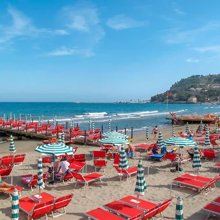 Apartament Mansarda Elisabetta By Interhome Diano Marina